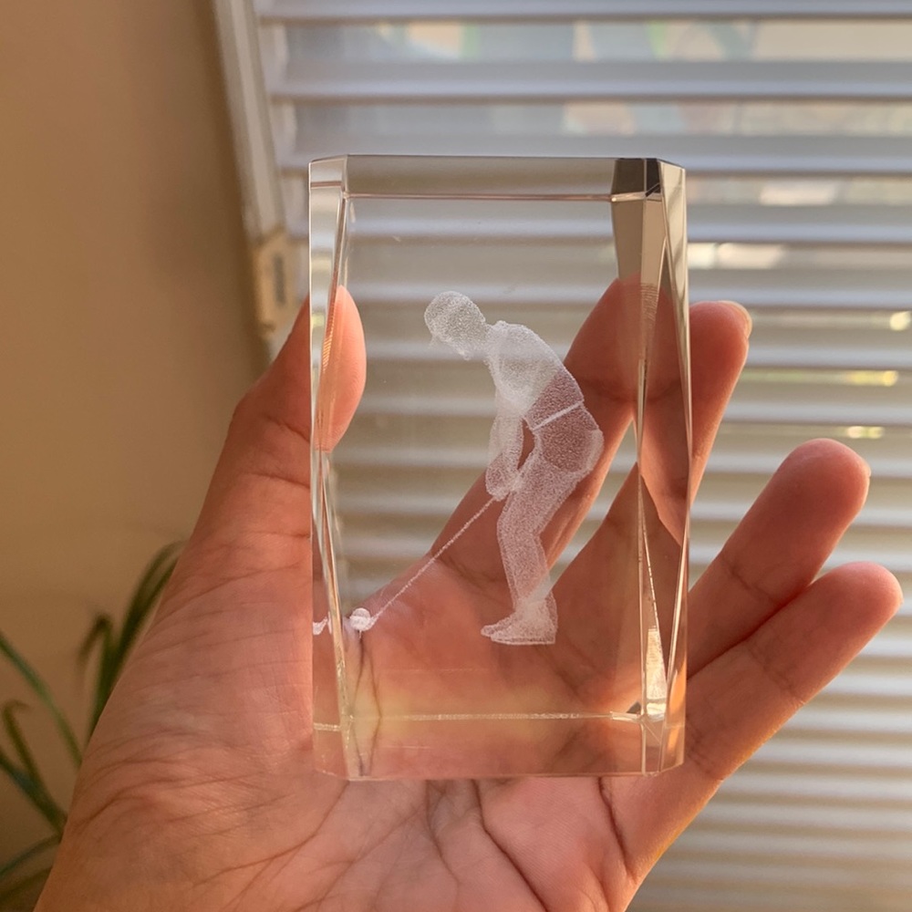 3D laser etched golfer crystal